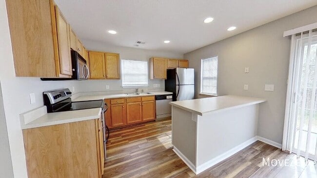 Photo - 255 Luzelle Dr