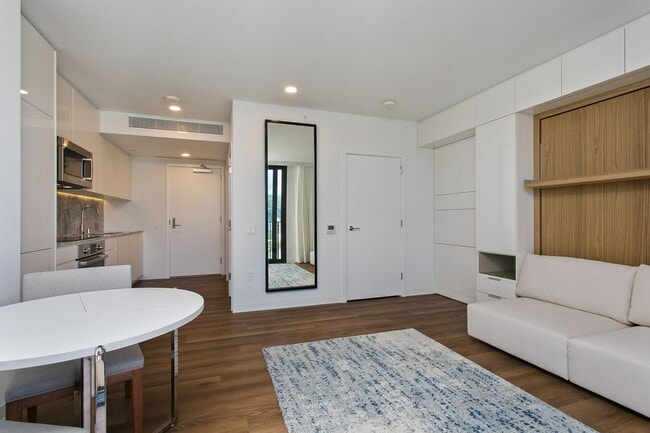 Photo - A'ali'i 2516 - Furnished Studio