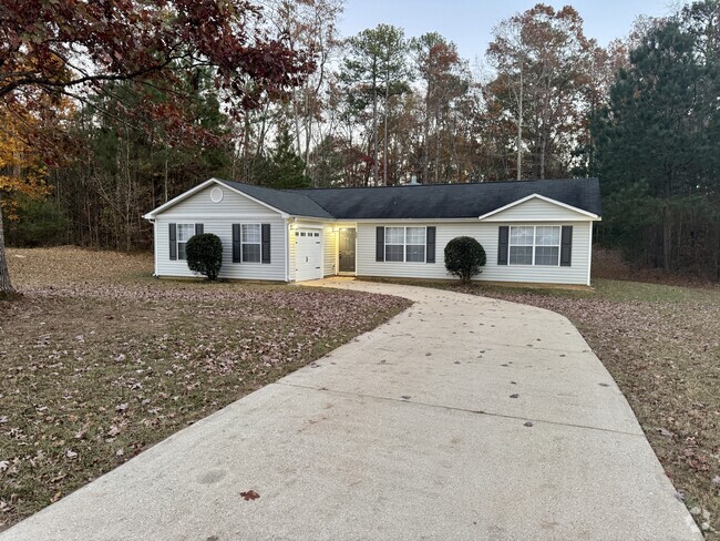 Building Photo - 200 Country Meadows Ct Rental