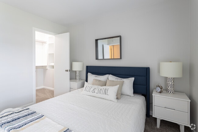 1BR, 1BA