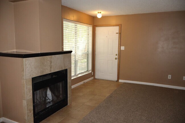 Photo - Charming Ground-Level Apartment in the Heart of Fort Collins Unit C104