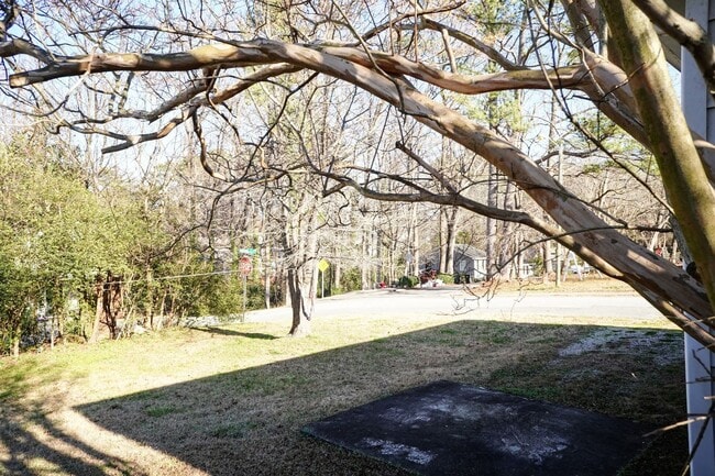 Photo - Cozy 3 Bedroom Downtown Apex Home