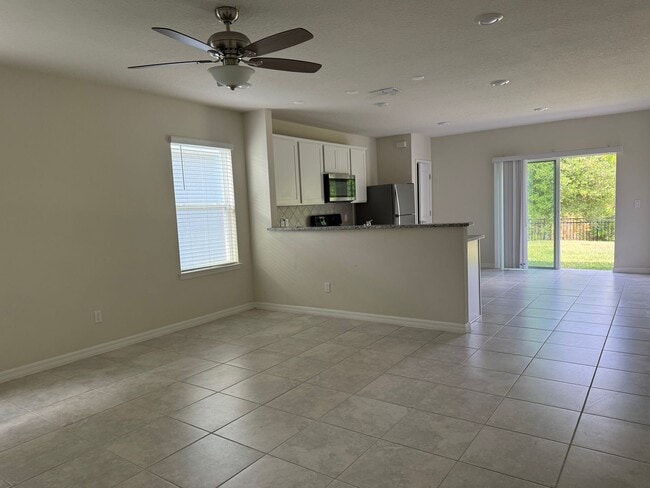 Photo - FOR RENT in Live Oak Lake – St. Cloud!