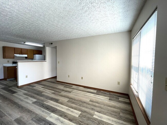 Photo - 5636 Cypress Chase