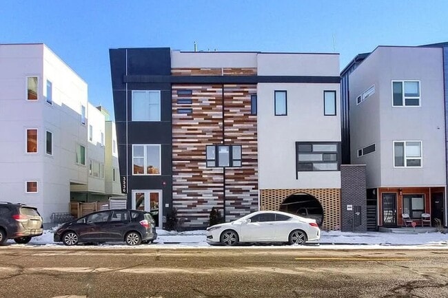 Building Photo - Modern LoHi Living with Rooftop Deck & City Views!!