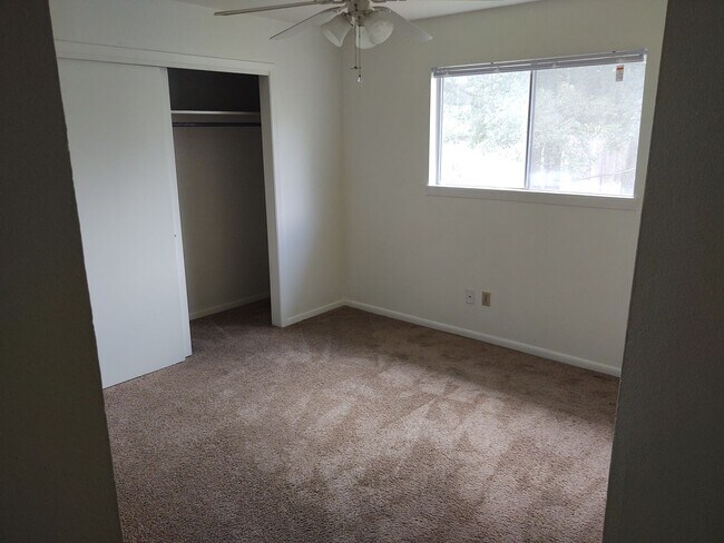 Photo - 705-707-707 Allen St Unidad 707