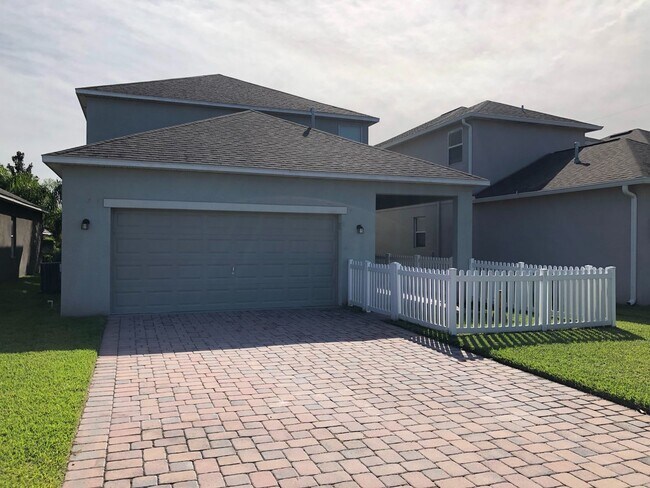 Photo - 5 BEDROOM 2 STORY HOUSE ON INDEPENDENCE - ...