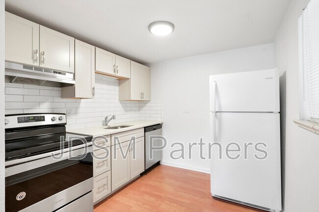 Photo - 1415 N Pearl St
