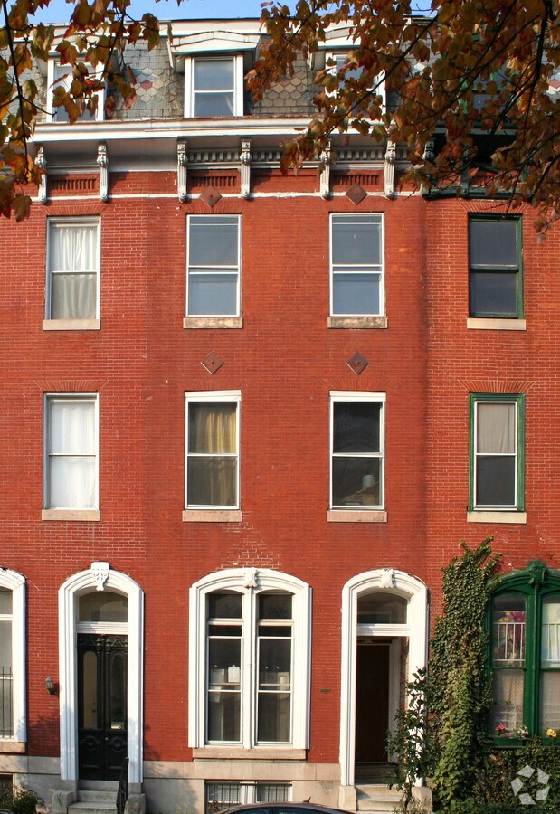 Photo - 34 E Preston St