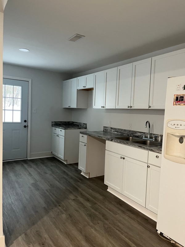 Photo - 14586 7 Mile Rd