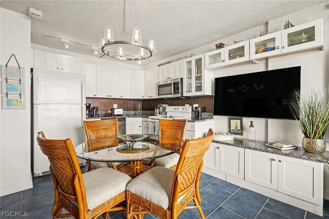Photo - 7330 Estero Blvd Unit 202