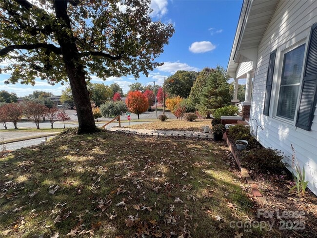 Photo - 203 E Cannon Ave