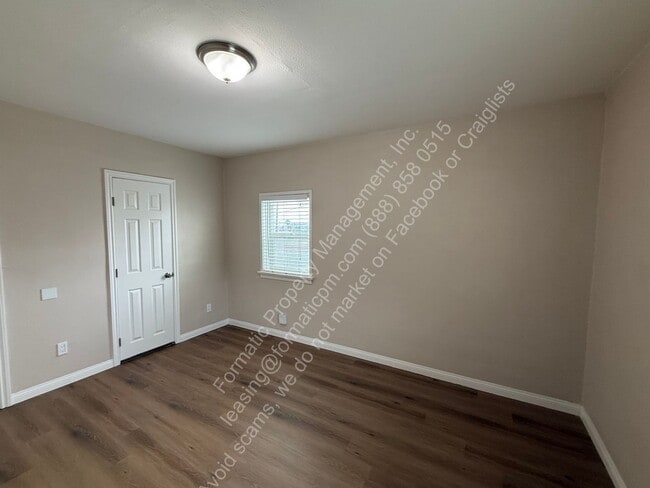 Photo - 11771 Hazeldell Dr