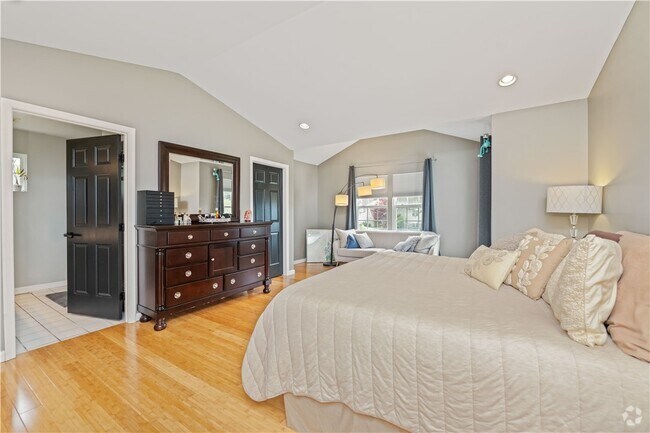 Building Photo - 636 Yardley Ct Rental