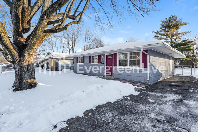 Building Photo - 1906 Valcon Ave