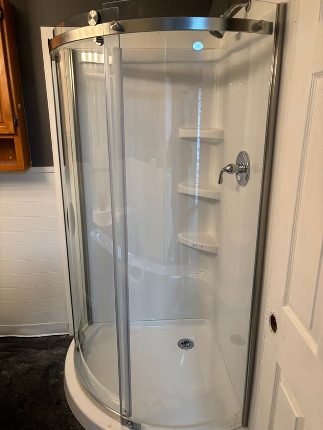 Photo - 208-210 McClure Unit 208 McClure Apt. #2