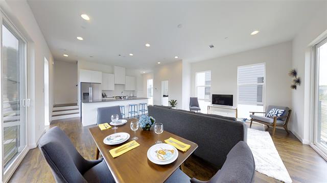 Photo - 4905 Live Oak St