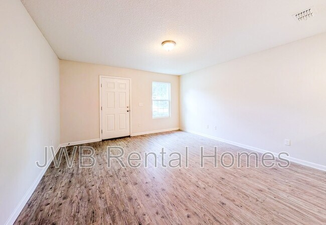 Photo - 8441 McGirts Village Ln