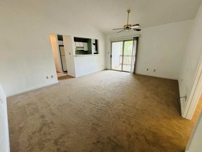 Photo - 400 Berryfield Ln