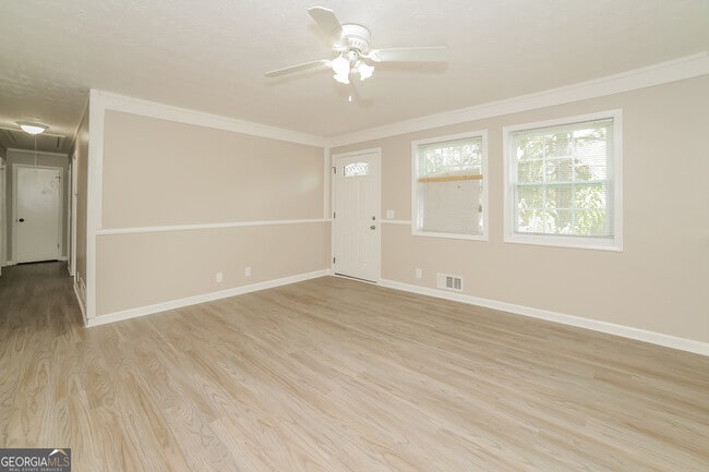 Photo - 608 Upland Ridge Dr NW