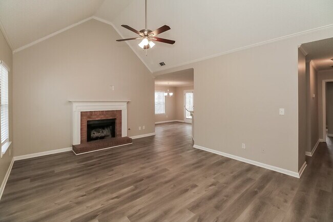 Photo - 245 Pebble Creek Dr