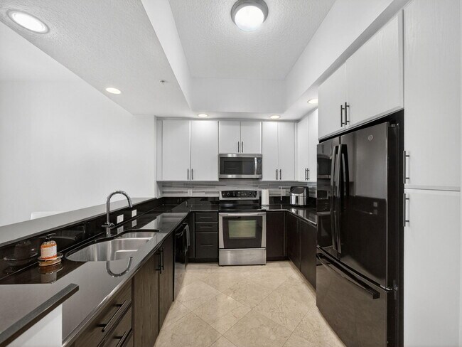 Photo - 701 S Olive Ave Unit 725