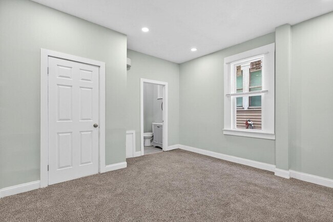 Photo - 3356 W 44th St