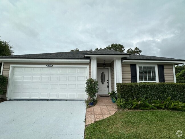Building Photo - Beautiful 3Bed 2Bath in Hunters Ridge! Rental