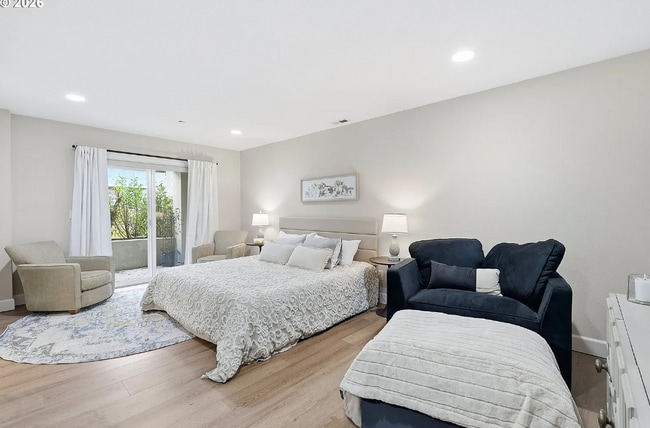Photo - 11380 SW Barber St