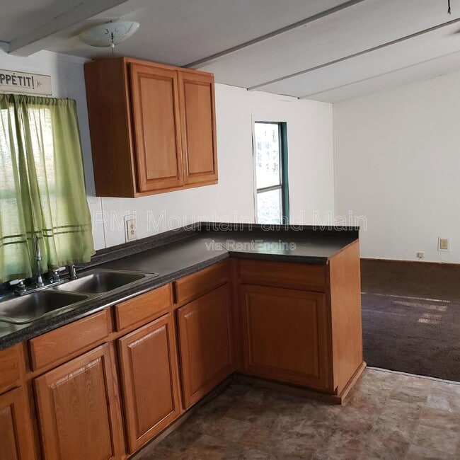 Photo - 111 Iotla Valley Park Rd