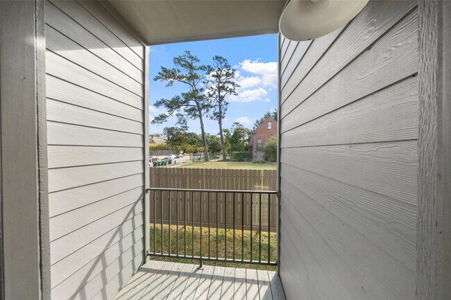 Photo - 2616 Riverside Dr