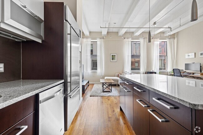 Building Photo - 88 Kingston St Unit 3D Rental