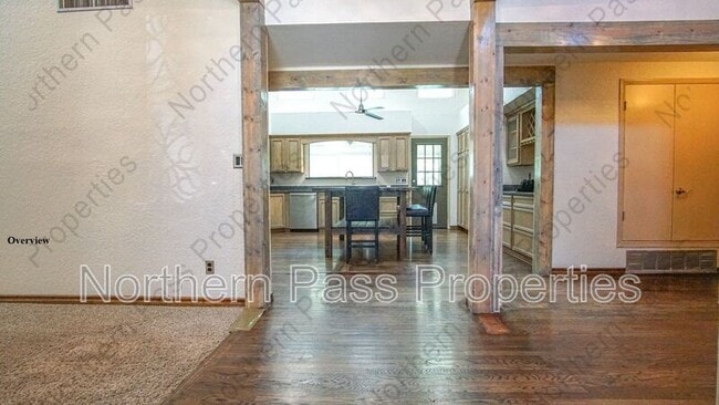 Photo - 612 Willow Glen Dr