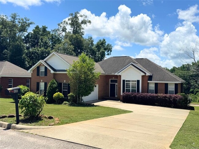 103 Pine Grove Dr