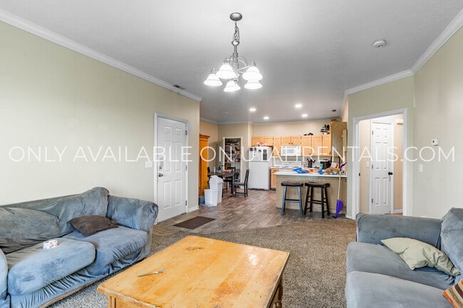 Photo - 331 Belmont Pl