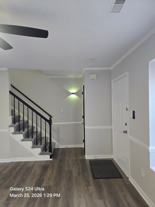 Building Photo - 1 Penn Cir Unit 1B