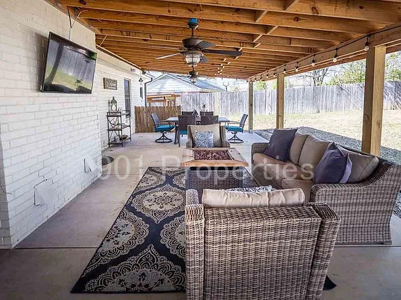 Photo - 1234 Greenview Rd