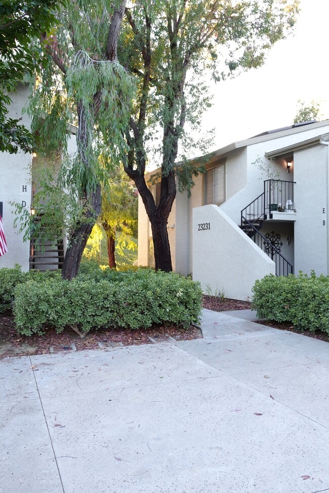 Upstairs unit on the left - 23241 La Glorieta Unidad 59