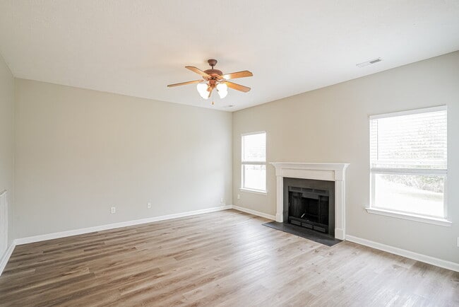 Photo - 7424 Maggie Dr