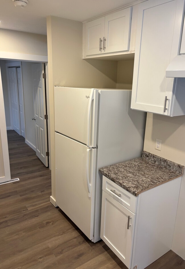 Photo - 13 Courtland Dr