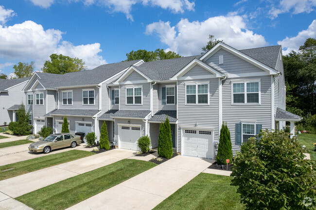 The Enclave at Winslow - The Enclave at Winslow Townhomes