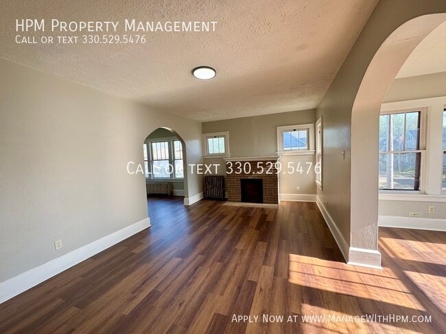 Photo - 1259 Oxford Ave NW