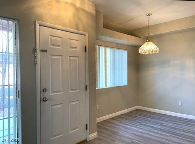 Building Photo - 352 Pine Haven St Unit 106 Rental
