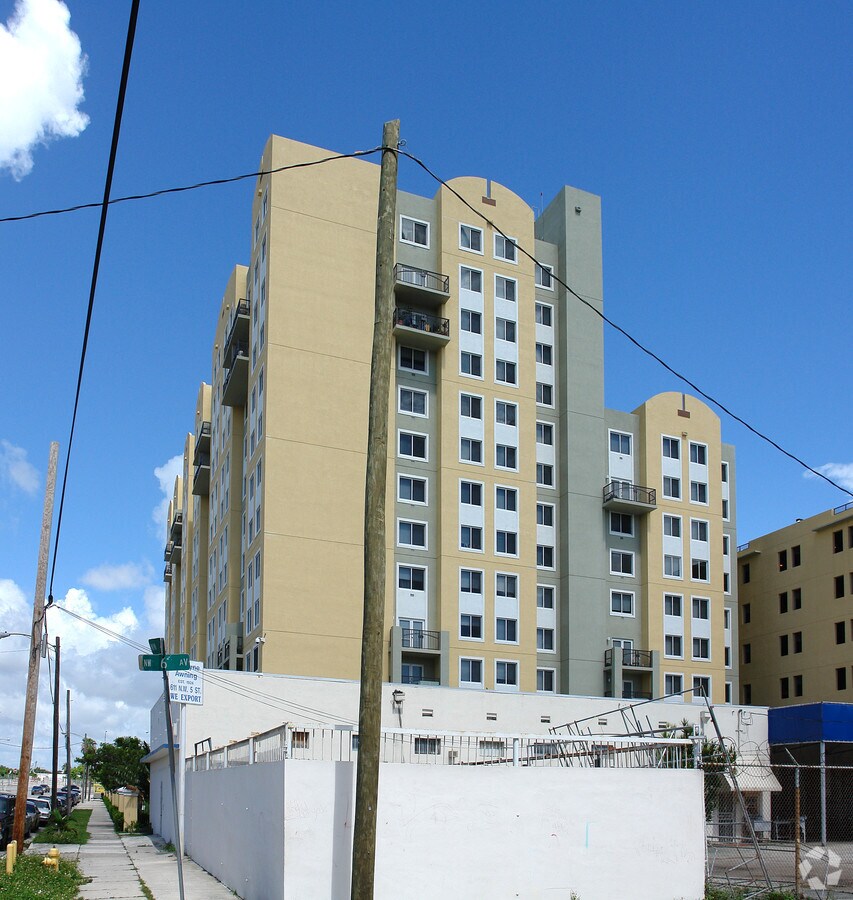 Photo - Tuscan Place