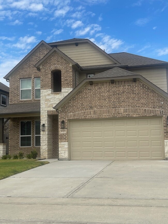 Photo - 6323 Leaning Cypress Trl