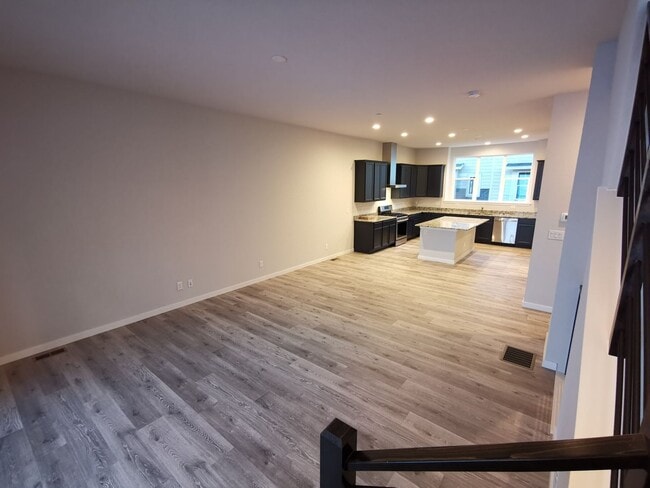 Photo - 2261 Buttercup Ln