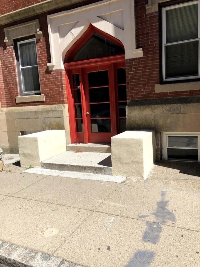 Building Photo - 58 Mansfield St Unit #3