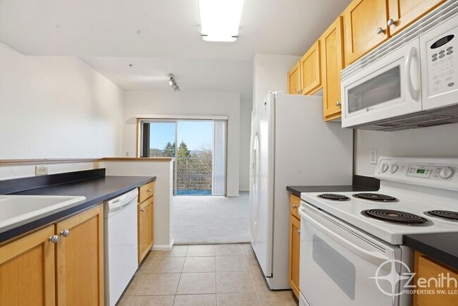 Photo - 701 Columbia St Unit 711