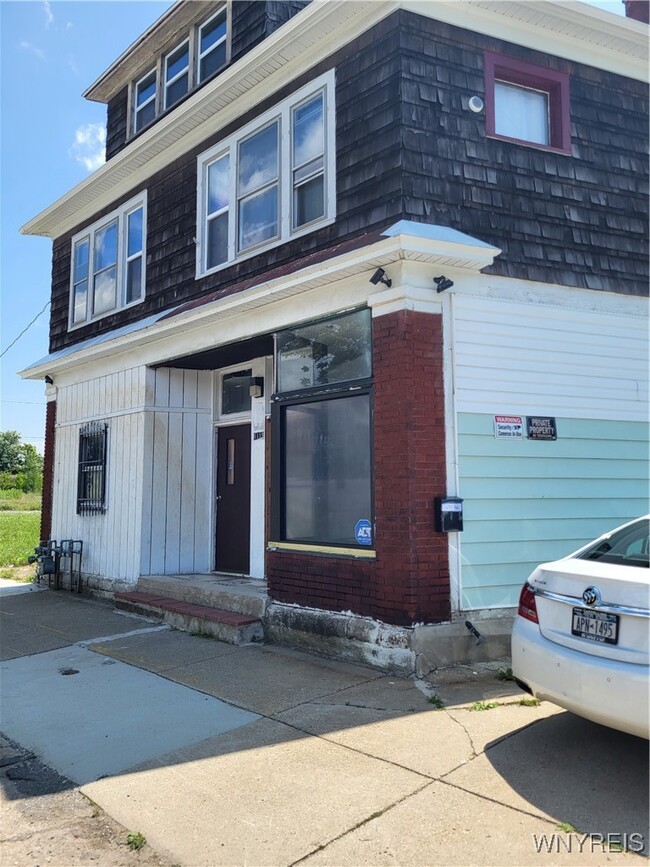 1119 Sycamore St