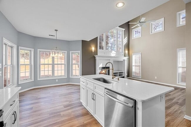 Photo - 1100 Olde Roswell Grove